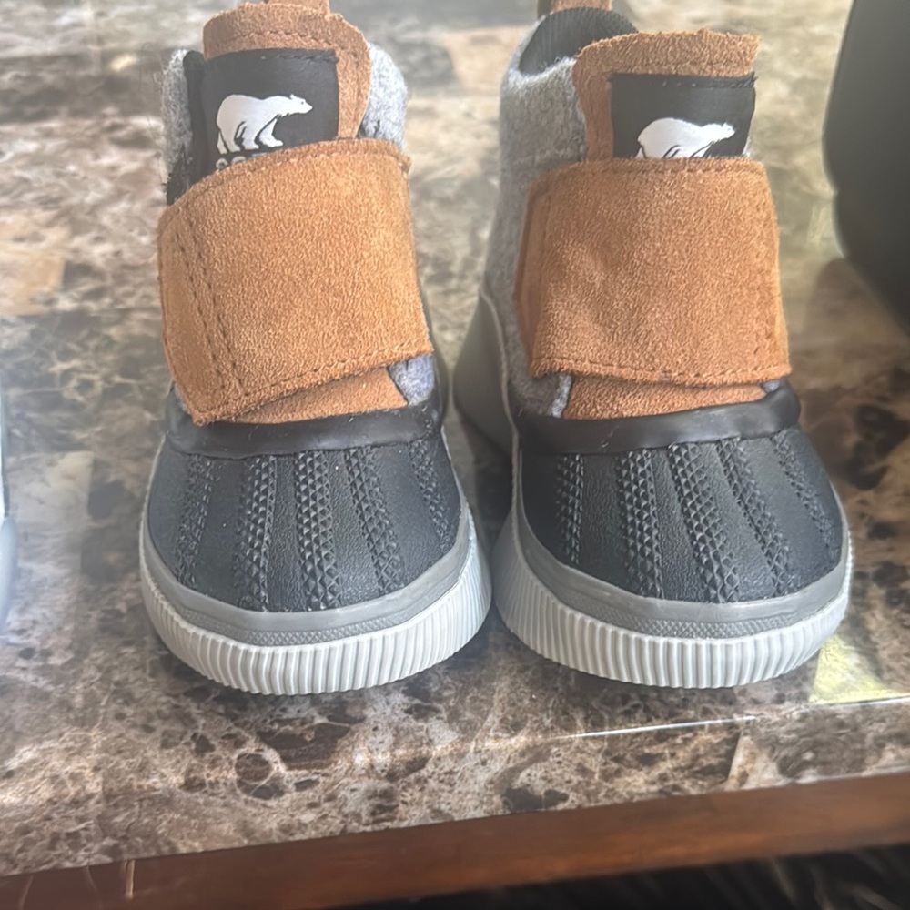 Sorel Kids Black and Tan Boots